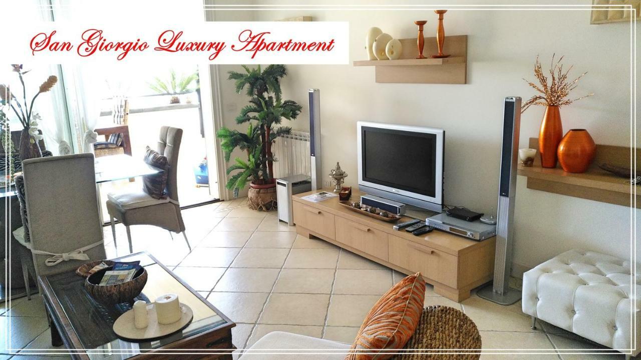San Giorgio Luxury Apartment Taormina-Panoramic Pool & Parking Space Экстерьер фото